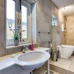 Comfortable 1br With Maltese Balcony In By 360 Estates Apartamento