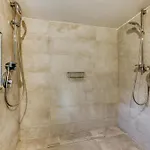 Comfortable 1br With Maltese Balcony In By 360 Estates Apartamento