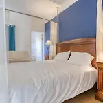 Apartamento Comfortable 1br With Maltese Balcony In By 360 Estates *