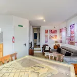 Comfortable 1br With Maltese Balcony In By 360 Estates *