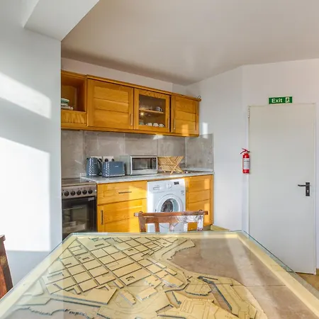 Apartament Comfortable 1br With Maltese Balcony In By 360 Estates *