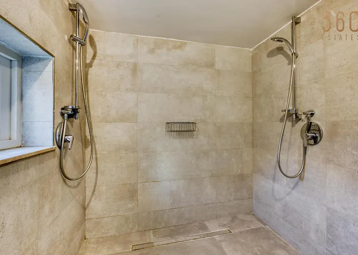 Comfortable 1br With Maltese Balcony In By 360 Estates Appartamento