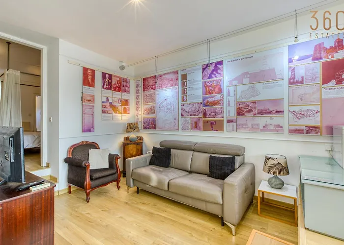 Comfortable 1br With Maltese Balcony In By 360 Estates * La Valletta