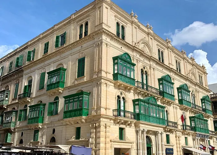 Comfortable 1br With Maltese Balcony In By 360 Estates * La Valletta